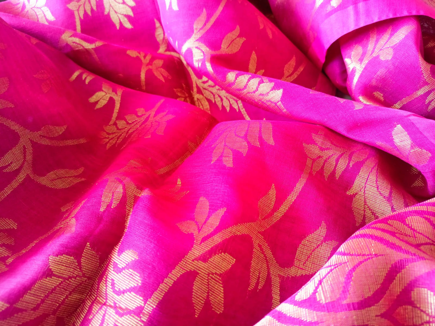 All over Banarasi Zari Jaal Linen Saree - Rani Pink